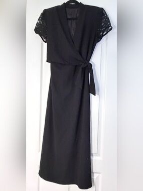 Vintage VIRGO Black Lace Sleeve Wrap Maxi Dress Size 8 USA Made Tie Waist